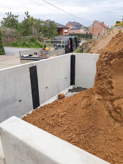  CLF10GS KEERWANDEN, tuinaanleg, betonnen keerwanden, architecten, CBS Beton, infra, Prefab betonnen wanden 8