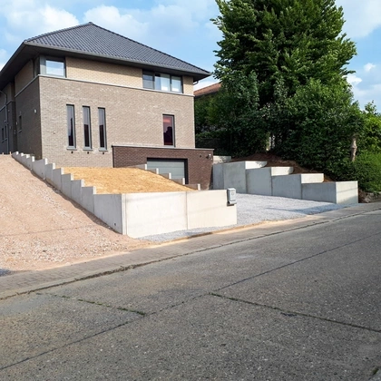  CLF10GS KEERWANDEN, tuinaanleg, betonnen keerwanden, architecten, CBS Beton, infra, Prefab betonnen wanden 2