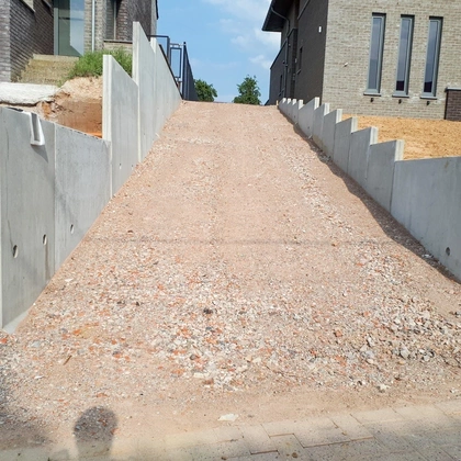  CLF10GS KEERWANDEN, tuinaanleg, betonnen keerwanden, architecten, CBS Beton, infra, Prefab betonnen wanden 3