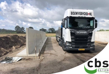 eine moderne Fahrsiloanlage mit Fertigelementen