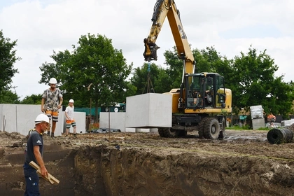 Betonnen Grafkelders, CBS Beton, Wielsbeke, Dubbele en enkele grafkelders 2