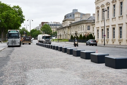 CBS Beton, Veiligheidsblokken, Perimeter beveiliging Wielsbeke, anti-terreur blokken, Wielsbeke Parijs 1