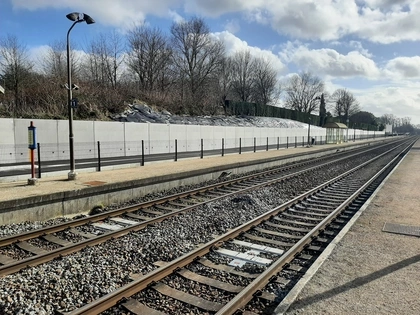 Keerwanden, station, Moortsele, Betonnen keerwanden, CLF10GS, CBS Beton
