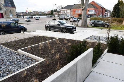 Oprit, voortuin, keerwanden, betonnen keerwanden, CBS Beton, betonplaten 4