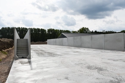 Sleufsilowanden, landbouw, beton wanden, Lembeke, L-wanden 4