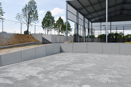Keerwanden voor Padelpleinen 7