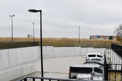 Keerwanden, Red Devils, op-en afritten, CBS Beton, Wielsbeke, Betonnen keerwanden 2