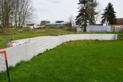 Keerwanden, traptreden, CBS BEton, CLF10GS, Villa Eeklo