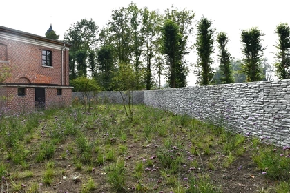 Muren met structuur, prefab betonwanden, CBS Beton, keerwanden 1