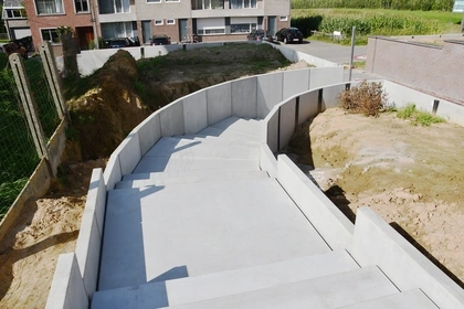 Traptreden, Balegem, CBS Beton, betonnen traptreden, keerwanden