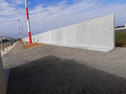 Keerwanden vliegveld, beveiliging, CBS Beton 4