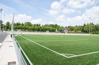 ZITBANKEN & TRIBUNES, Betonnen zitbanken, CBs Beton, traptreden