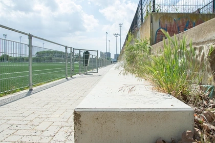 ZITBANKEN & TRIBUNES, Betonnen zitbanken, CBS Beton, traptreden 9
