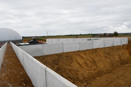 Biogascentrale, keerwanden, murs de soutènement, U-wanden, Sleufsilo, Landbouw, CBS Beton 3