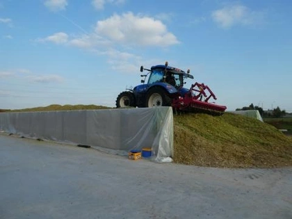 Sleufsilo, wanden landbouw, keerwanden, CBS Beton, Zulte 11
