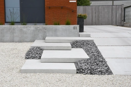 STAPSTENEN EN VLOERPLATEN, CBS BEton, Infra, architectuur, villa, betonnen vloeren 1