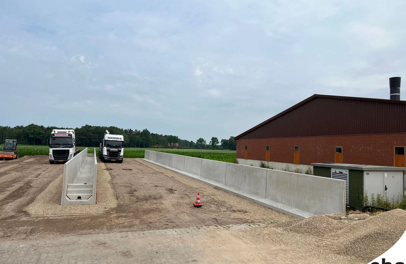 eine Fahnsilo-Anlage mit CBS Beton GmbH Fertigelementen