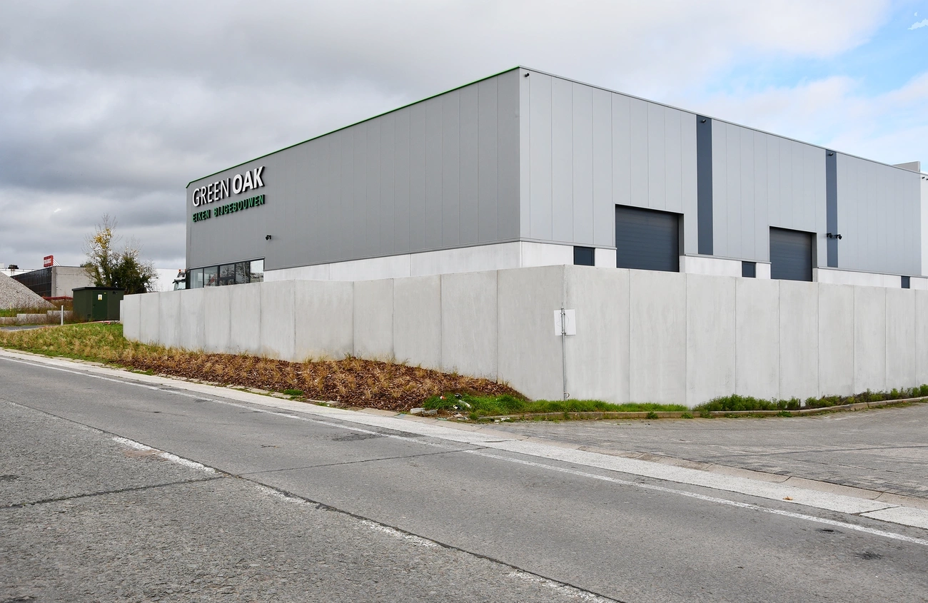 Keerwanden, Infra, Betonnen wanden, CBS Beton, grondwerken, archtectuur, omwalling, wielsbeke 1