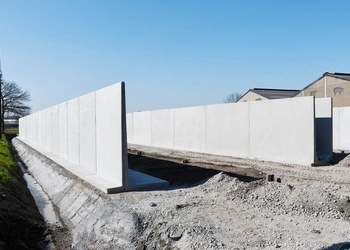 Sleufsilo, keerwanden, L en U wanden, landbouwbedrijf in Beernem, CBS Beton