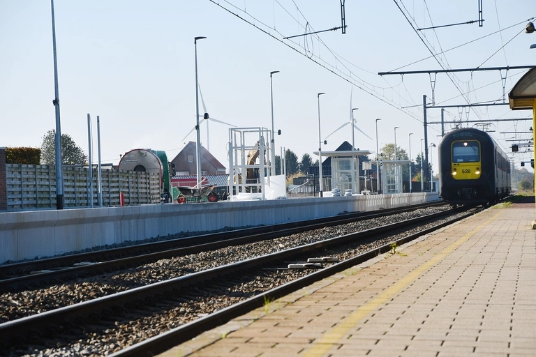 Perronboorden, Infra, Spoorwegen, CBS Beton 1